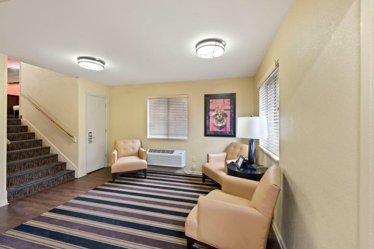 Extended Stay America Select Suites - Charlotte - Tyvola Rd - Executive Park Экстерьер фото